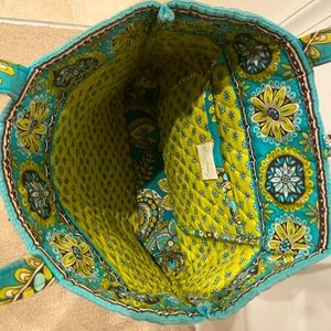 Vera Bradley Tote in Island Bloom